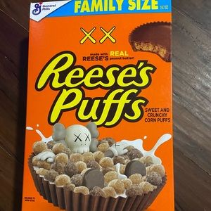 Kaws x Reese puffs